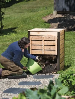 Cedar Compost Bin -Garden Series Store 8597527 3145 tif