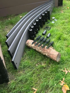 Curved Composite Landscape Edging Kit With 1" Boards -Garden Series Store 8599404 16V tif