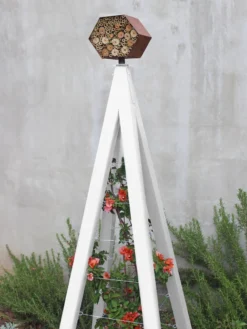 Bee Bungalow + Akoris Garden Tuteur Jr. -Garden Series Store 8600532 03v bee bungalow akoris garden tuteur cloud white