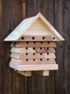 Solitary Bee Hive -Garden Series Store 8609060 09V tif