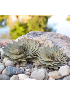 Desert Steel Spiral Aloe Sculpture 12 Desert Steel Spiral Aloe Sculpture -Garden Series Store 8610749 04v