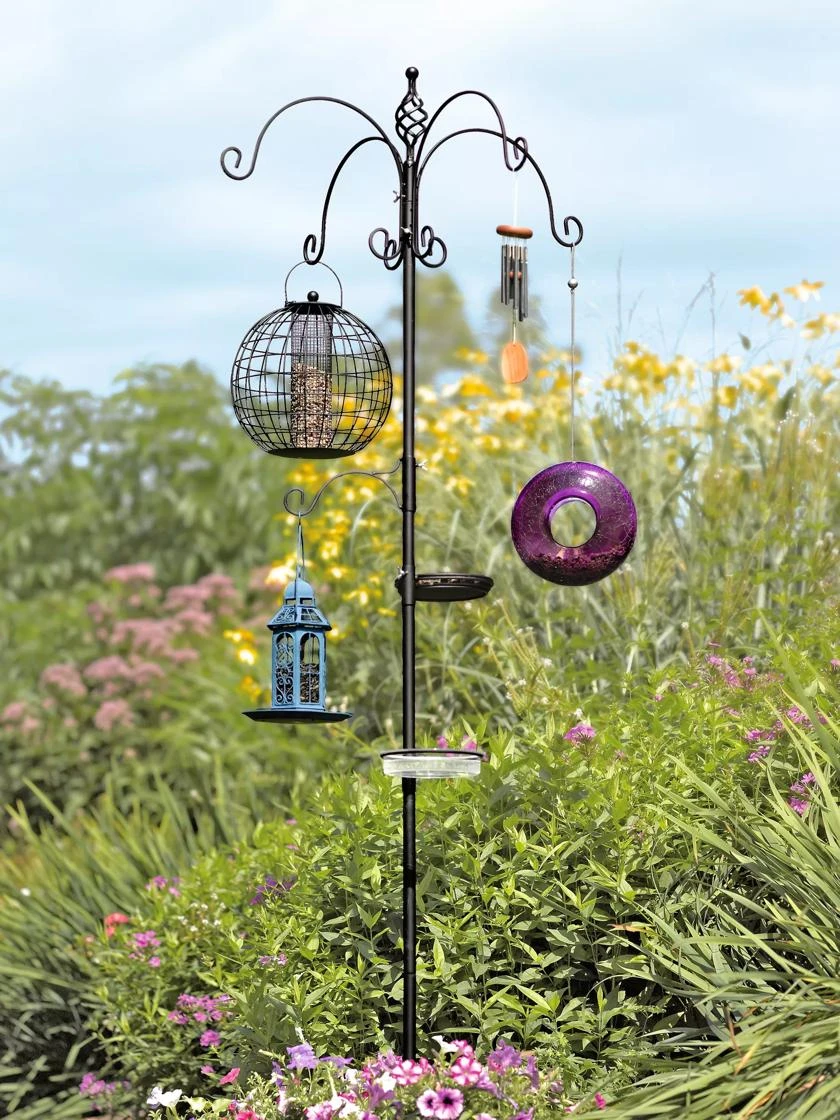 Birdfeeding Station 1 Birdfeeding Station